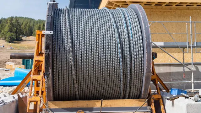 Travaux de contruction de la télécabine du Jas à Superdévoluy