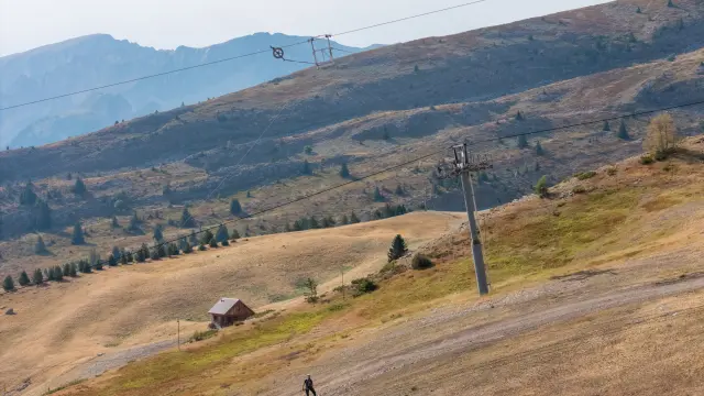 Travaux de contruction de la télécabine du Jas à Superdévoluy