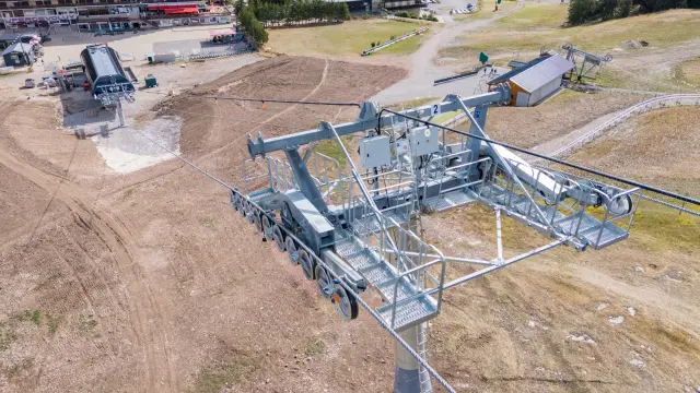 Travaux de contruction de la télécabine du Jas à Superdévoluy